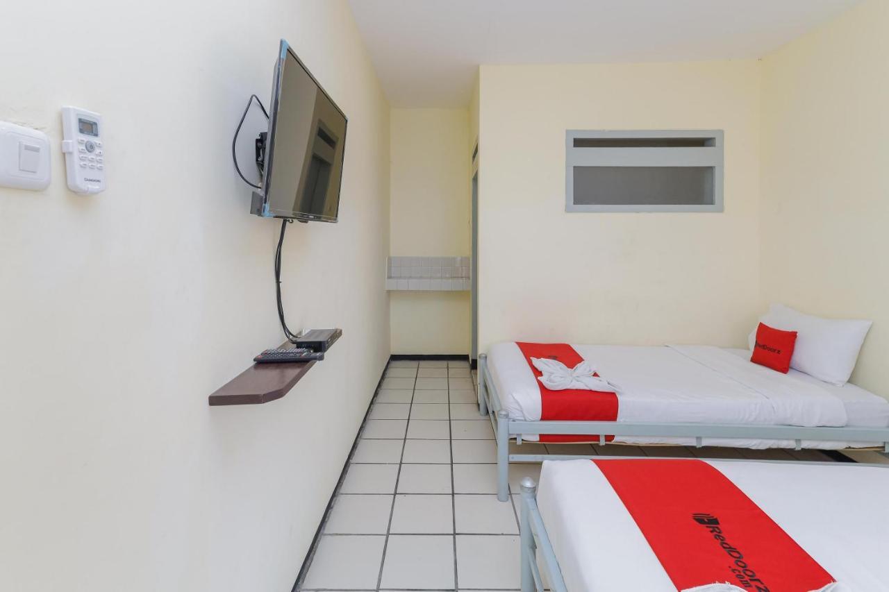 Hotel Reddoorz At Cbr Blimbing